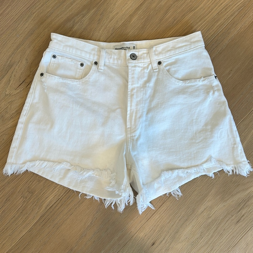 Abercrombie curve love shorts